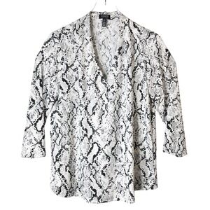 Jones New York Black & White Snake Print 3/4 Sleeve V-Neck Blouse Women's Size L